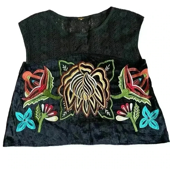 Women’s Free People Embroidered Native Rose Floral Black Lace Top Size XS - Picture 1 of 8